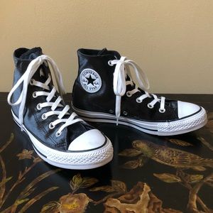 black velvet converse hi tops size 7